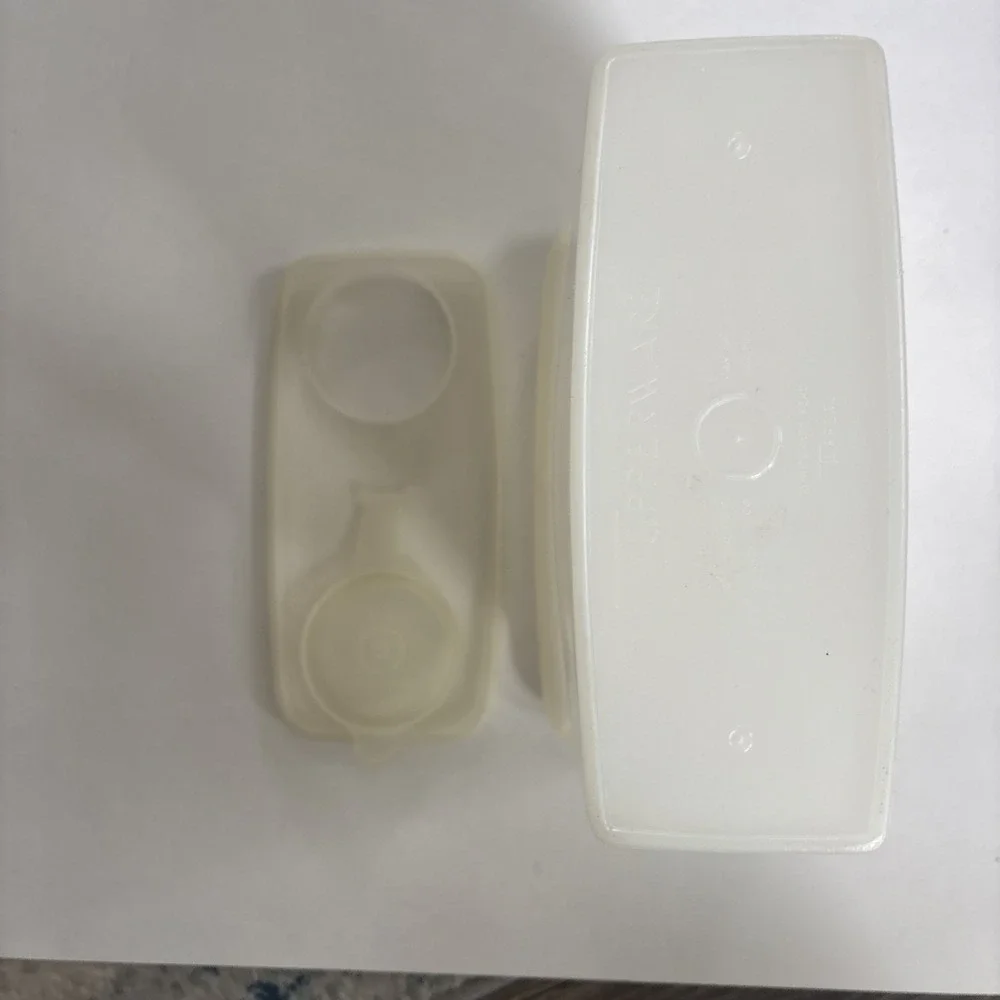 Tupperware VNTG Cereal Keeper #469 Storage Container 13 Cup Sheer w/Flip Top Lid